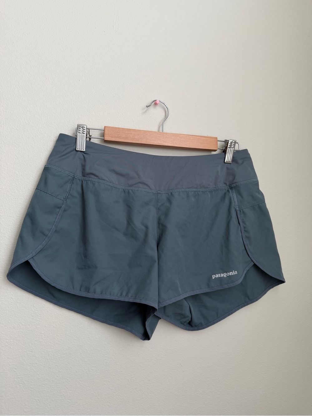 Patagonia Women's Slate Gray Athletic Running Shorts - Slate